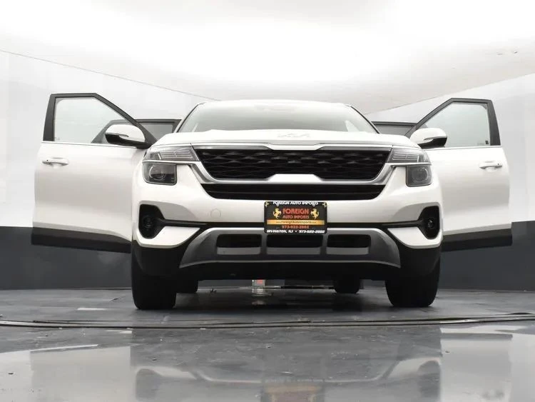 2022 Kia Seltos - Image 11 of 12