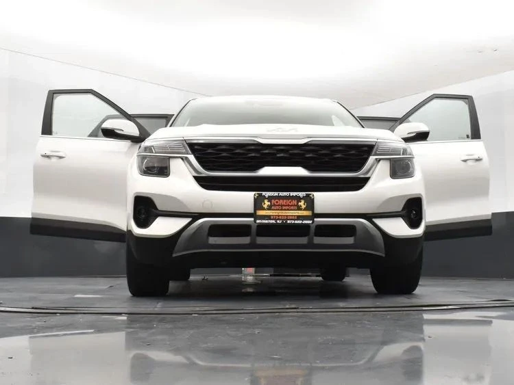 2022 Kia Seltos - Image 11 of 12