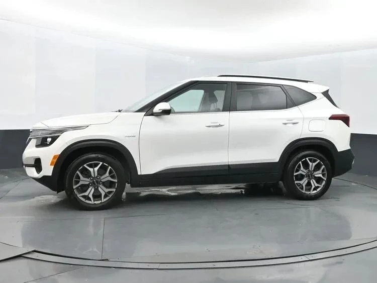 2022 Kia Seltos - Image 5 of 12