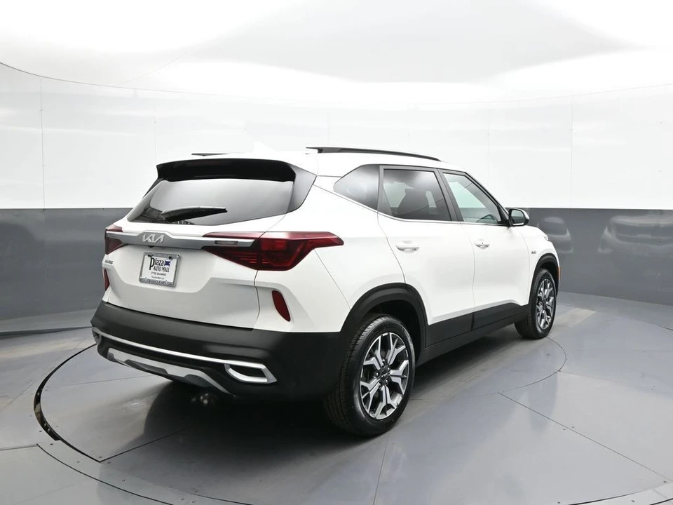 2022 Kia Seltos - Image 6 of 21
