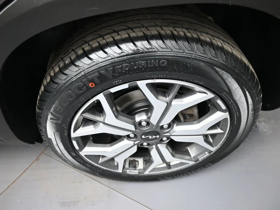 2022 Kia Seltos - Image 15 of 21