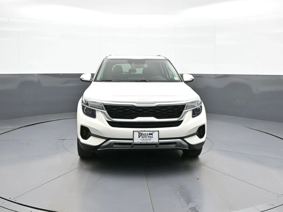 2022 Kia Seltos - Image 2 of 21