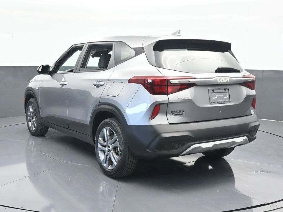 2022 Kia Seltos - Image 4 of 12
