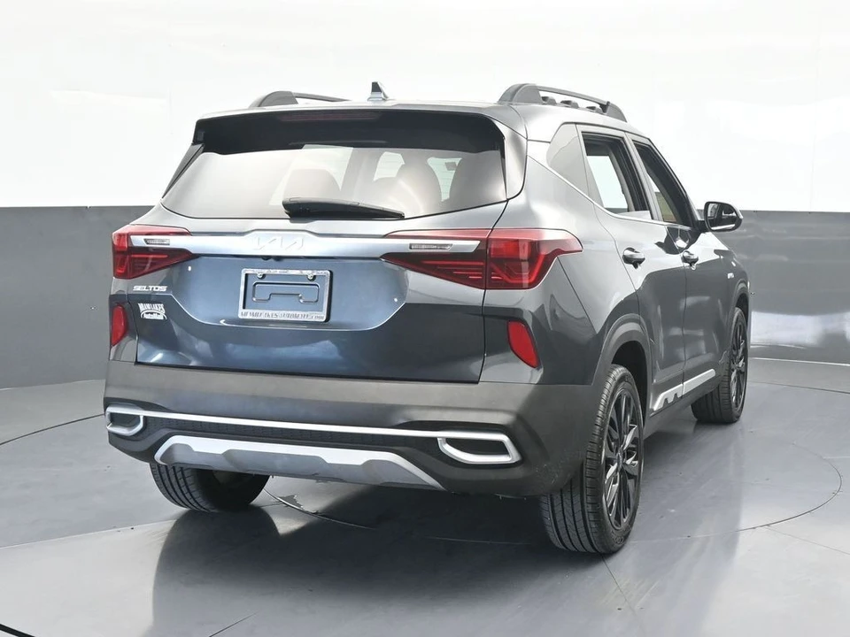 2022 Kia Seltos - Image 5 of 12