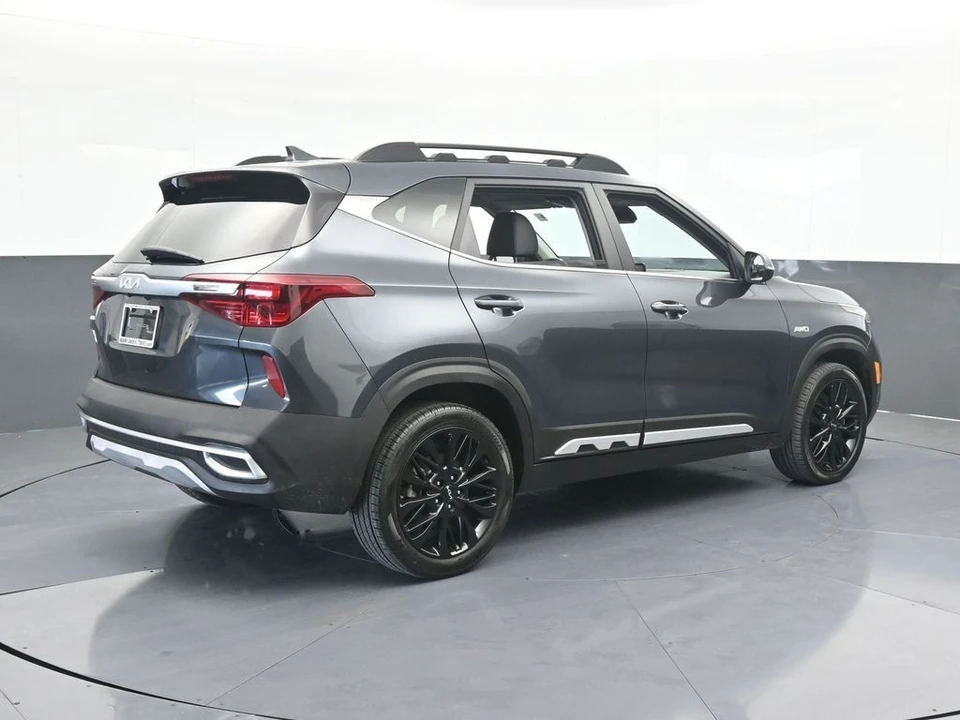 2022 Kia Seltos - Image 6 of 12