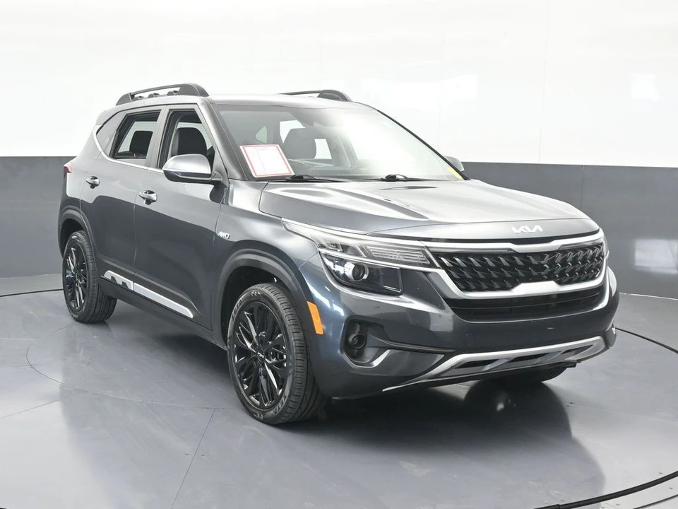 2022 Kia Seltos - Image 9 of 12