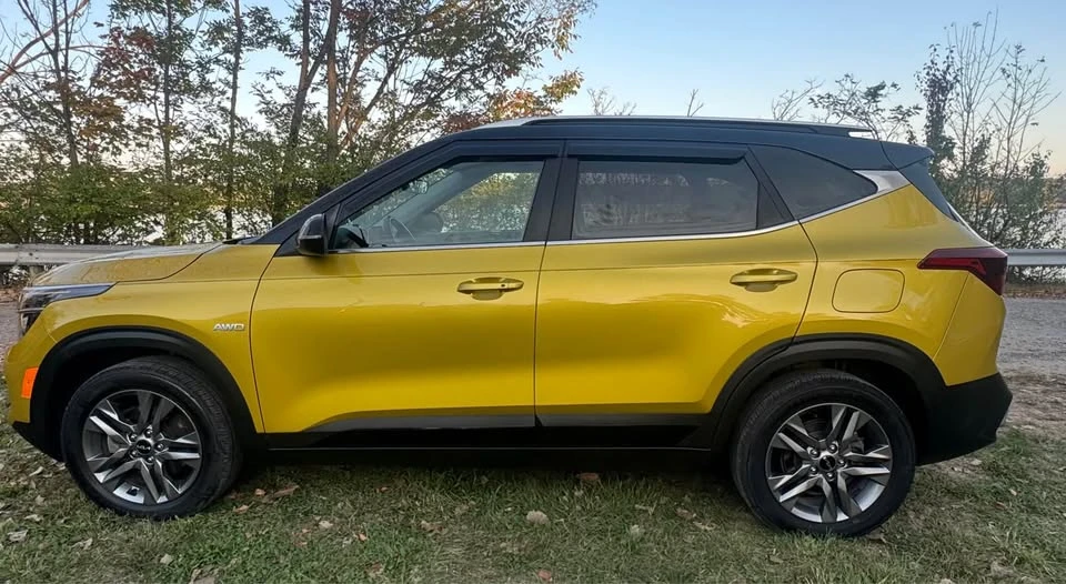 2022 Kia Seltos - Image 8 of 20