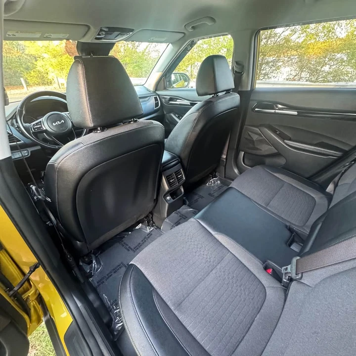 2022 Kia Seltos - Image 15 of 20
