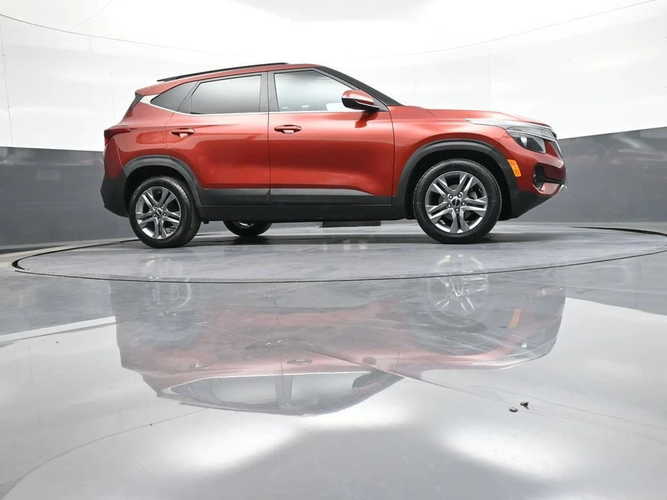 2022 Kia Seltos - Image 28 of 31
