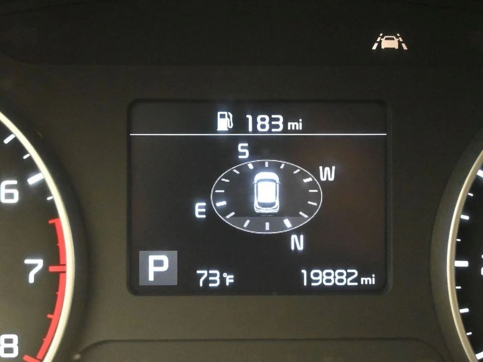 2022 Kia Seltos - Image 16 of 31