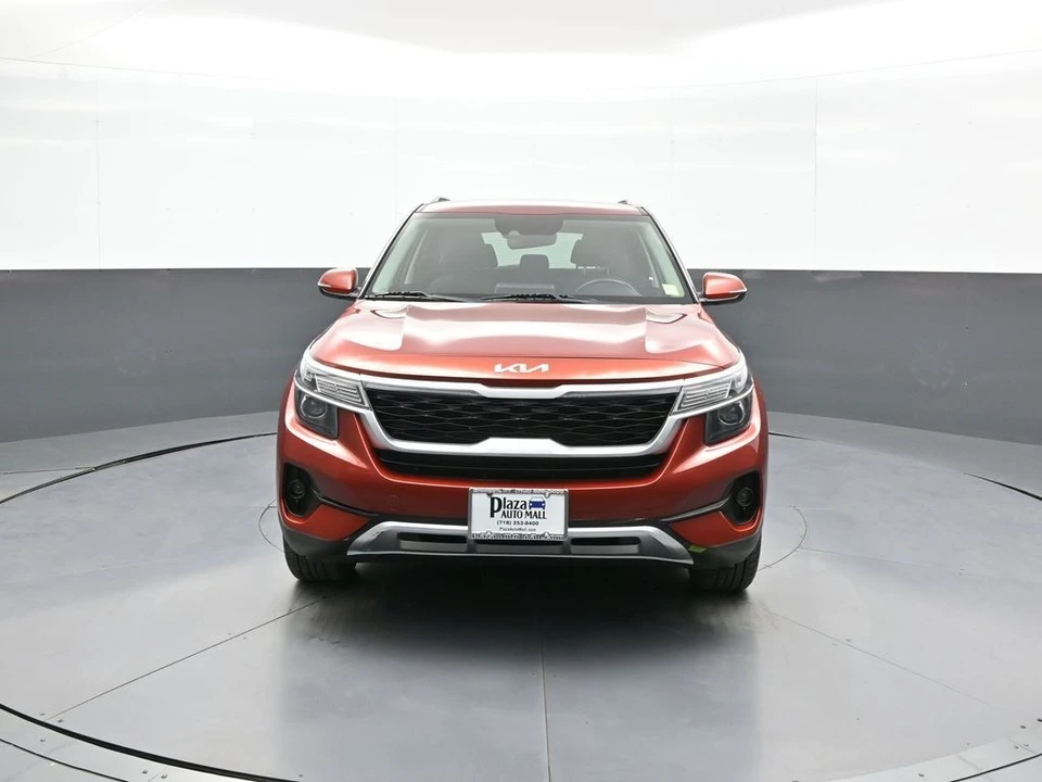 2022 Kia Seltos - Image 2 of 21
