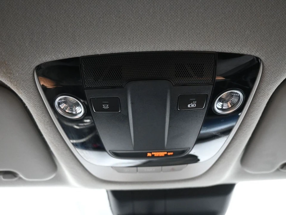 2022 Kia Seltos - Image 17 of 31