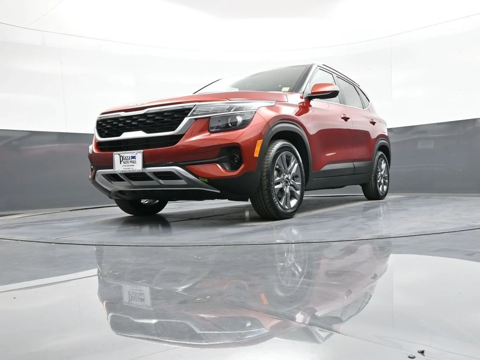 2022 Kia Seltos - Image 25 of 31
