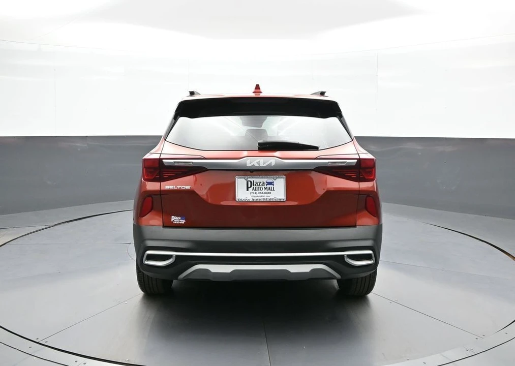 2022 Kia Seltos - Image 7 of 31