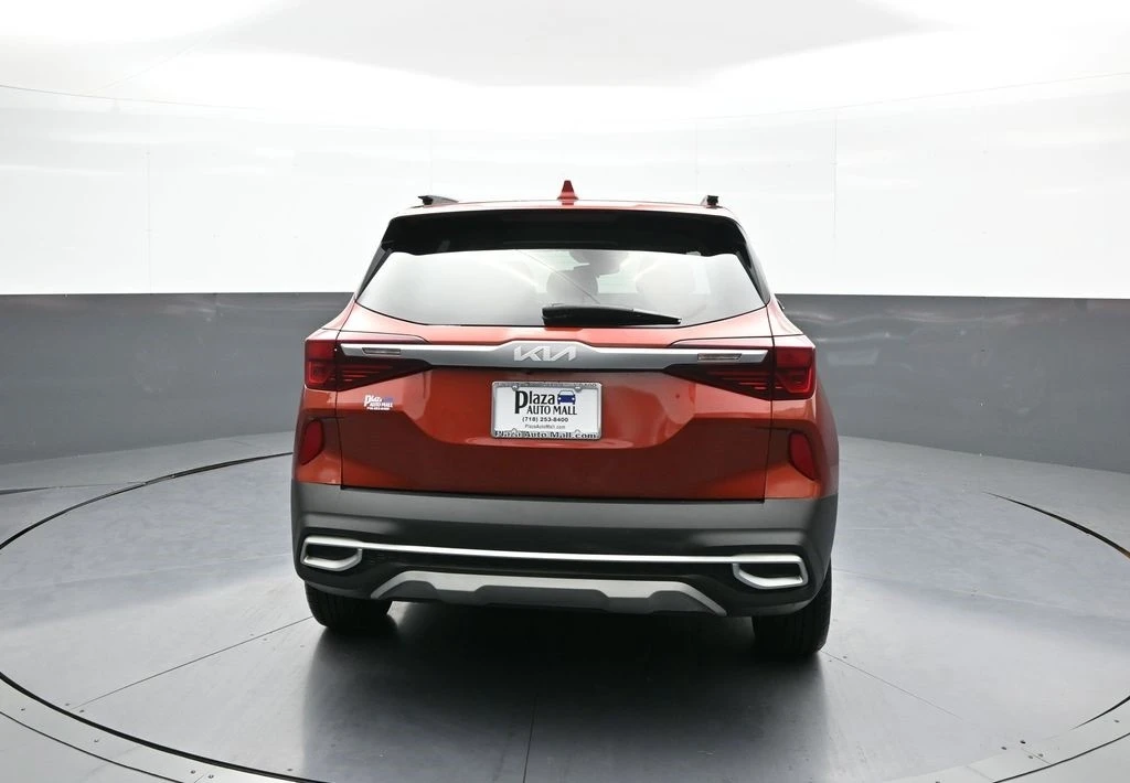 2022 Kia Seltos - Image 7 of 12