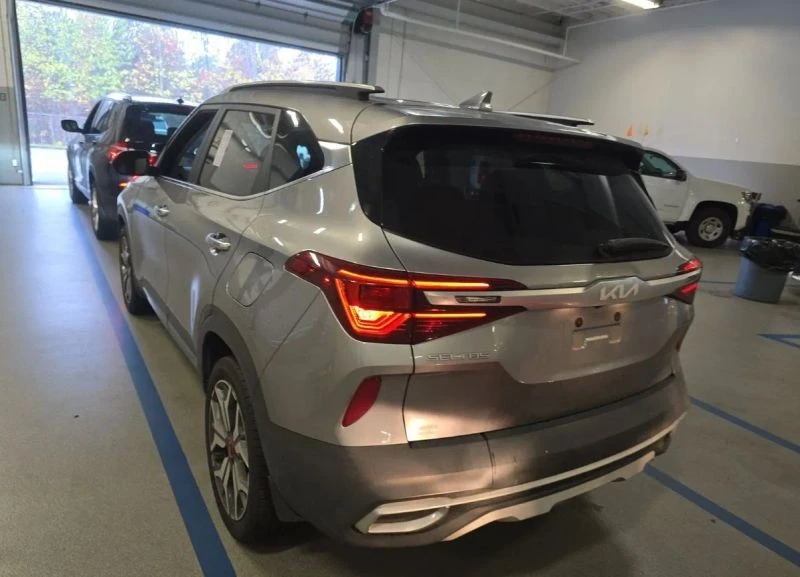 2022 Kia Seltos - Image 2 of 6