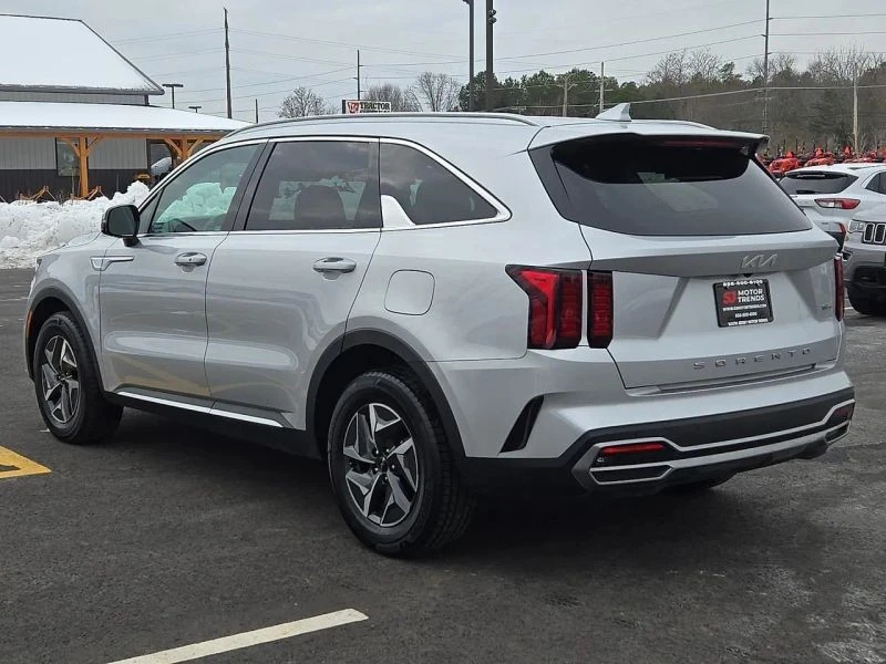 2022 Kia Sorento - Image 4 of 12