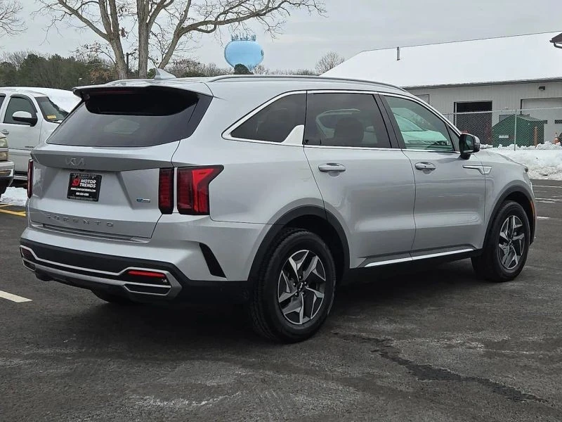 2022 Kia Sorento - Image 6 of 12