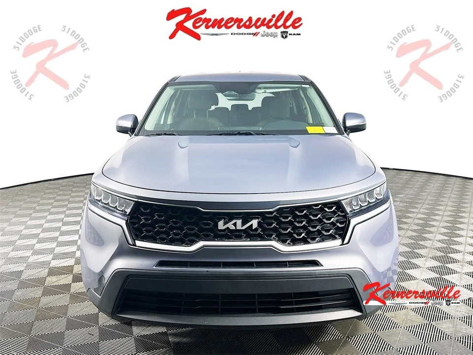 2022 Kia Sorento - Image 2 of 12
