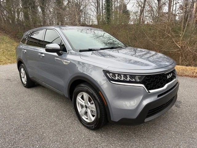 2022 Kia Sorento - Image 4 of 12