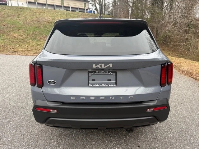 2022 Kia Sorento - Image 7 of 12