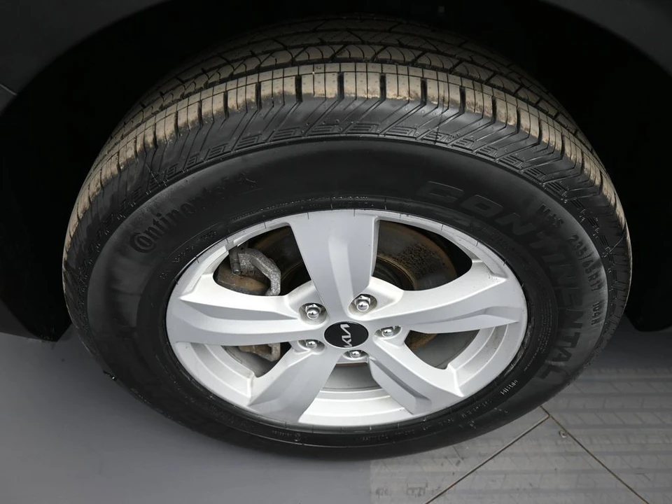 2022 Kia Sorento - Image 14 of 21