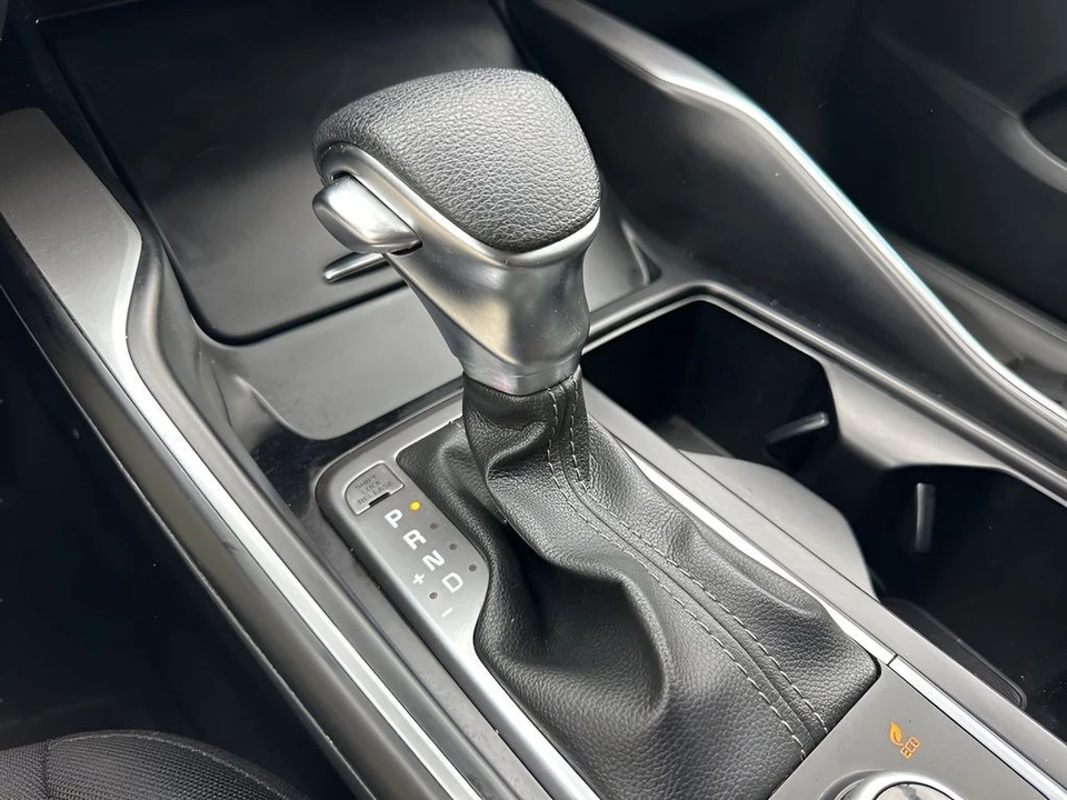 2022 Kia Sorento - Image 16 of 21