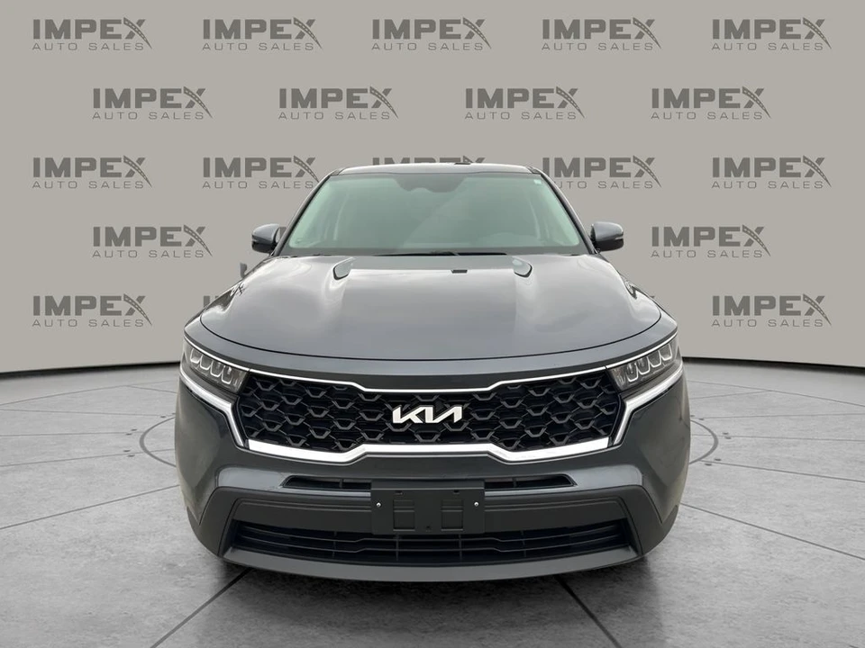 2022 Kia Sorento - Image 8 of 21