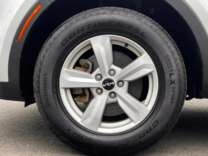 2022 Kia Sorento - Image 7 of 12