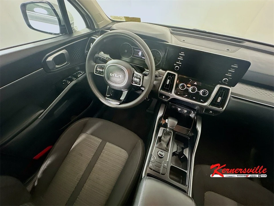 2022 Kia Sorento - Image 9 of 21