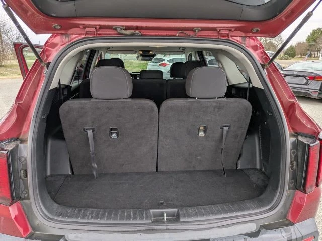 2022 Kia Sorento - Image 17 of 21