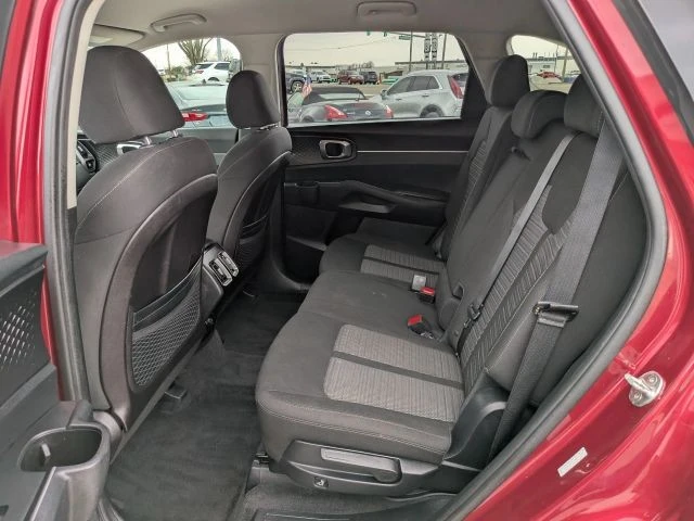 2022 Kia Sorento - Image 13 of 21