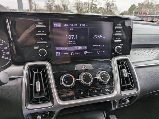 2022 Kia Sorento - Image 10 of 21