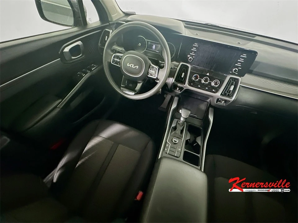 2022 Kia Sorento - Image 9 of 12