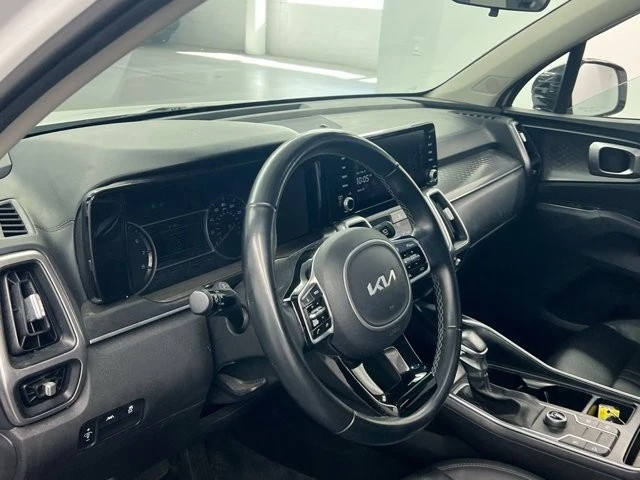 2022 Kia Sorento - Image 7 of 9