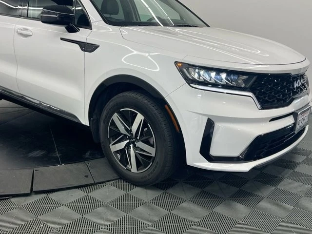 2022 Kia Sorento - Image 5 of 9