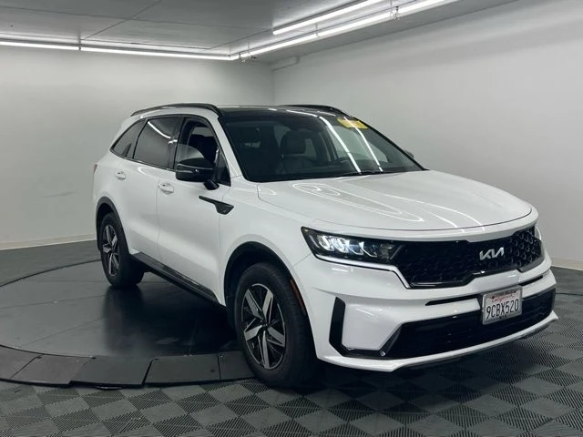 2022 Kia Sorento - Image 3 of 9