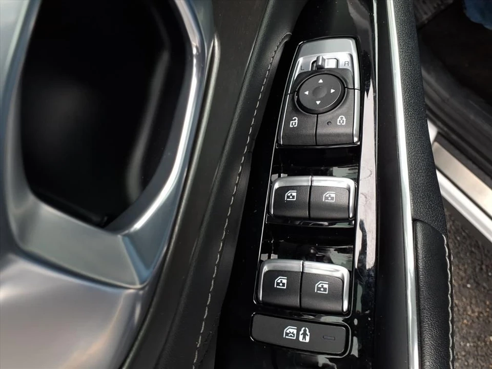 2022 Kia Sorento - Image 18 of 21