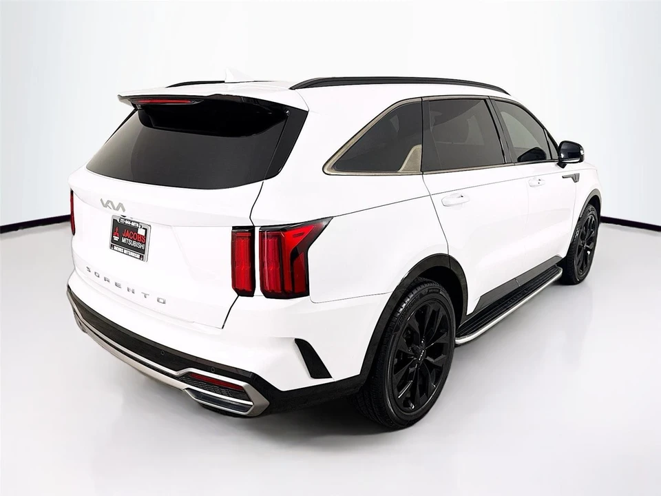 2022 Kia Sorento - Image 7 of 21