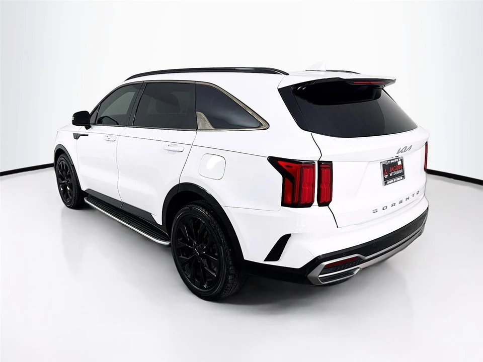 2022 Kia Sorento - Image 5 of 21