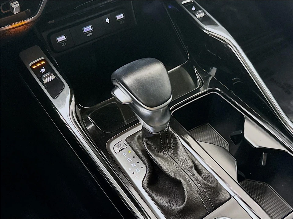 2022 Kia Sorento - Image 17 of 21