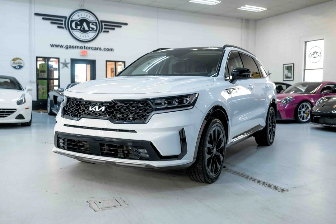 2022 Kia Sorento - Image 4 of 12