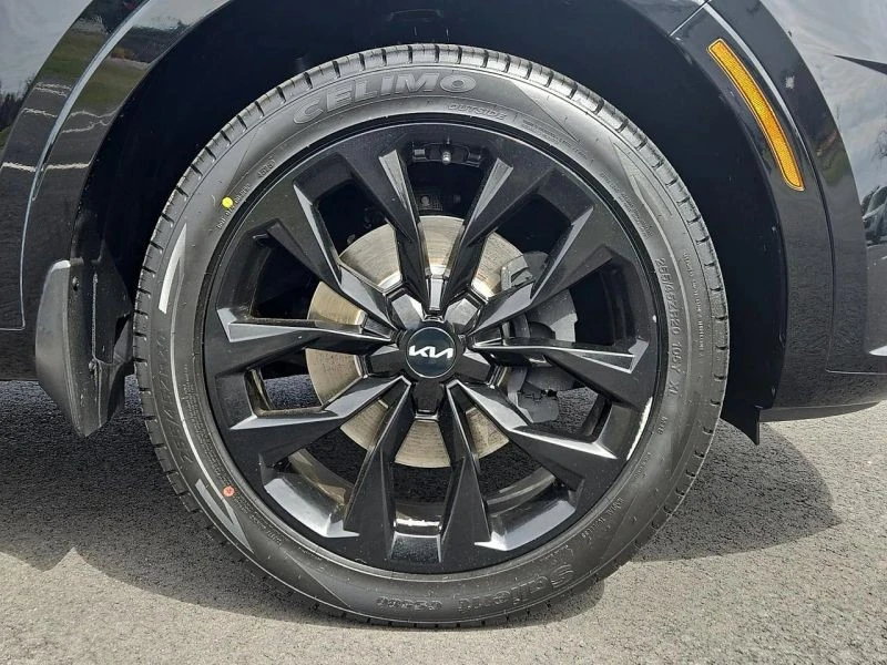 2022 Kia Sorento - Image 8 of 12