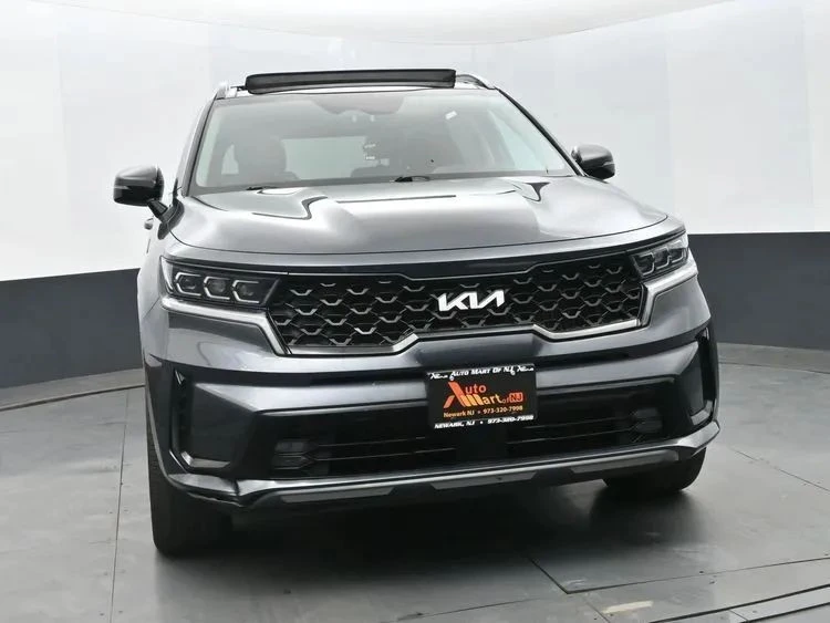 2022 Kia Sorento - Image 3 of 12