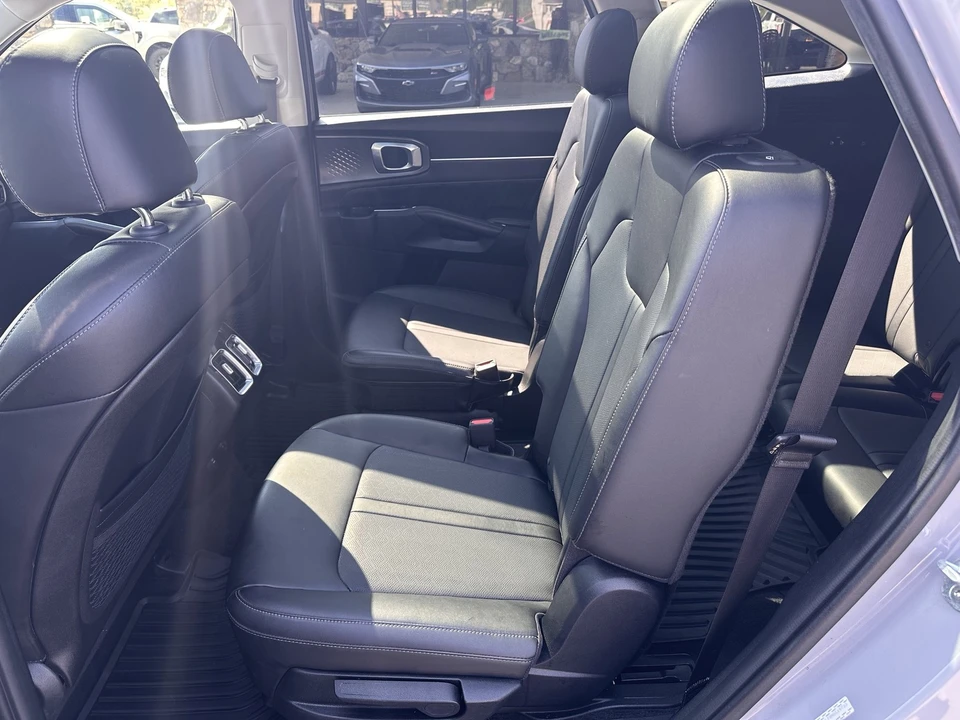 2022 Kia Sorento - Image 12 of 12