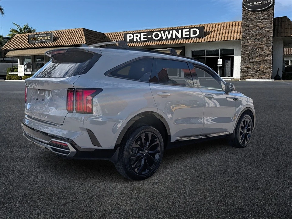 2022 Kia Sorento - Image 7 of 12