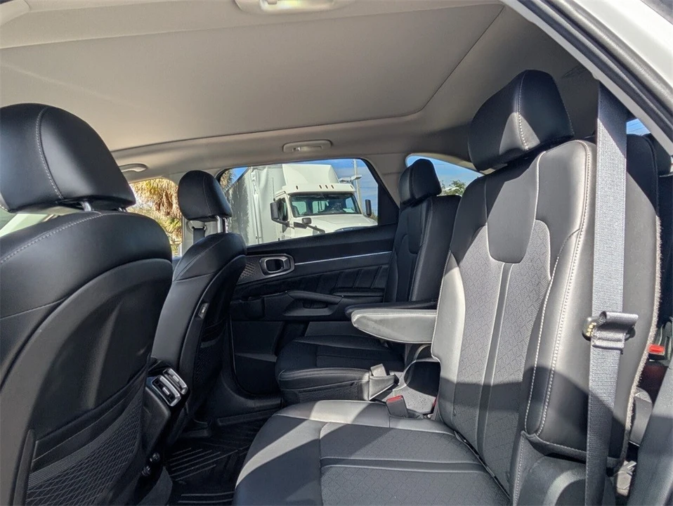 2022 Kia Sorento - Image 12 of 12