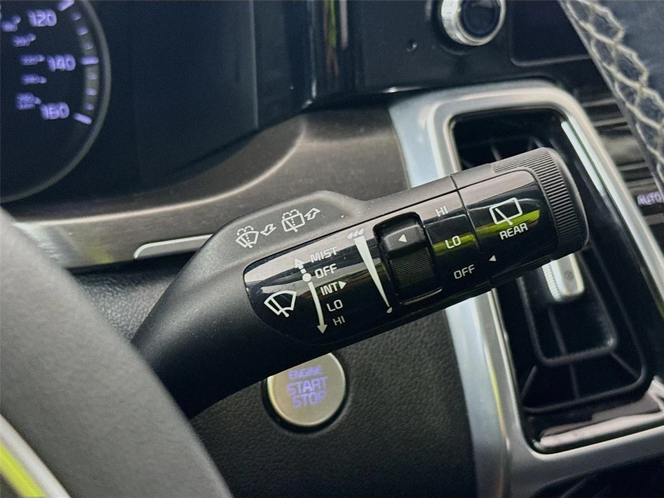 2022 Kia Sorento - Image 4 of 16