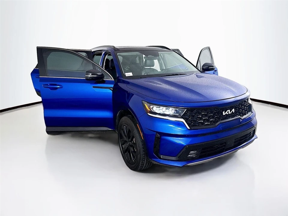 2022 Kia Sorento - Image 15 of 16