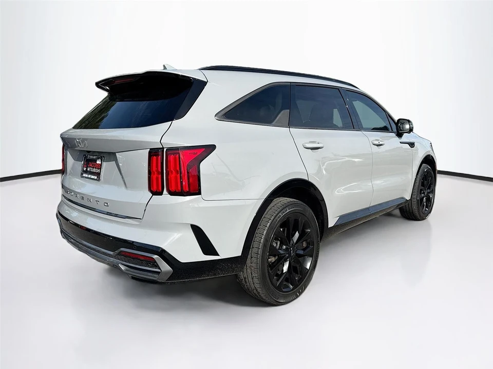 2022 Kia Sorento - Image 13 of 14